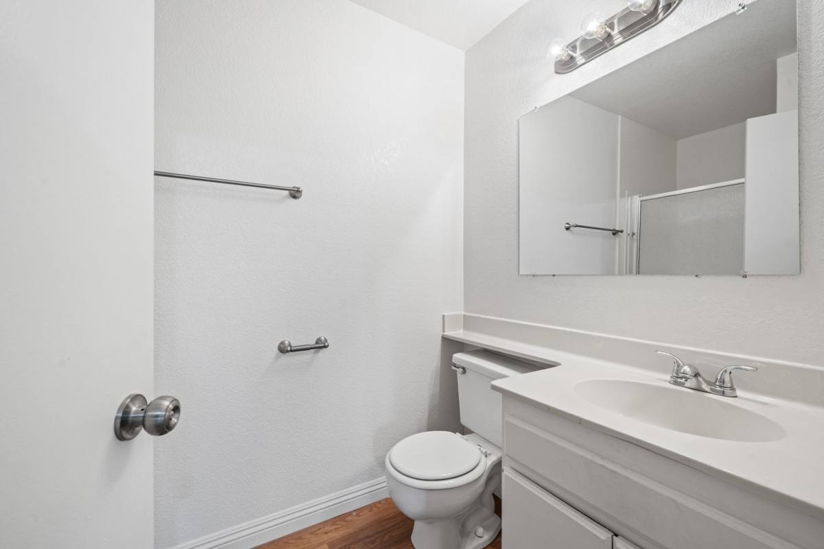 Apartment for rent at 1026 Roswell Ave, Long Beach, CA 90804