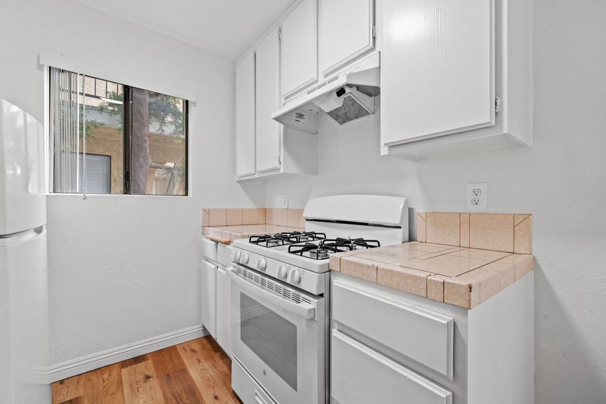 Apartment for rent at 1026 Roswell Ave, Long Beach, CA 90804