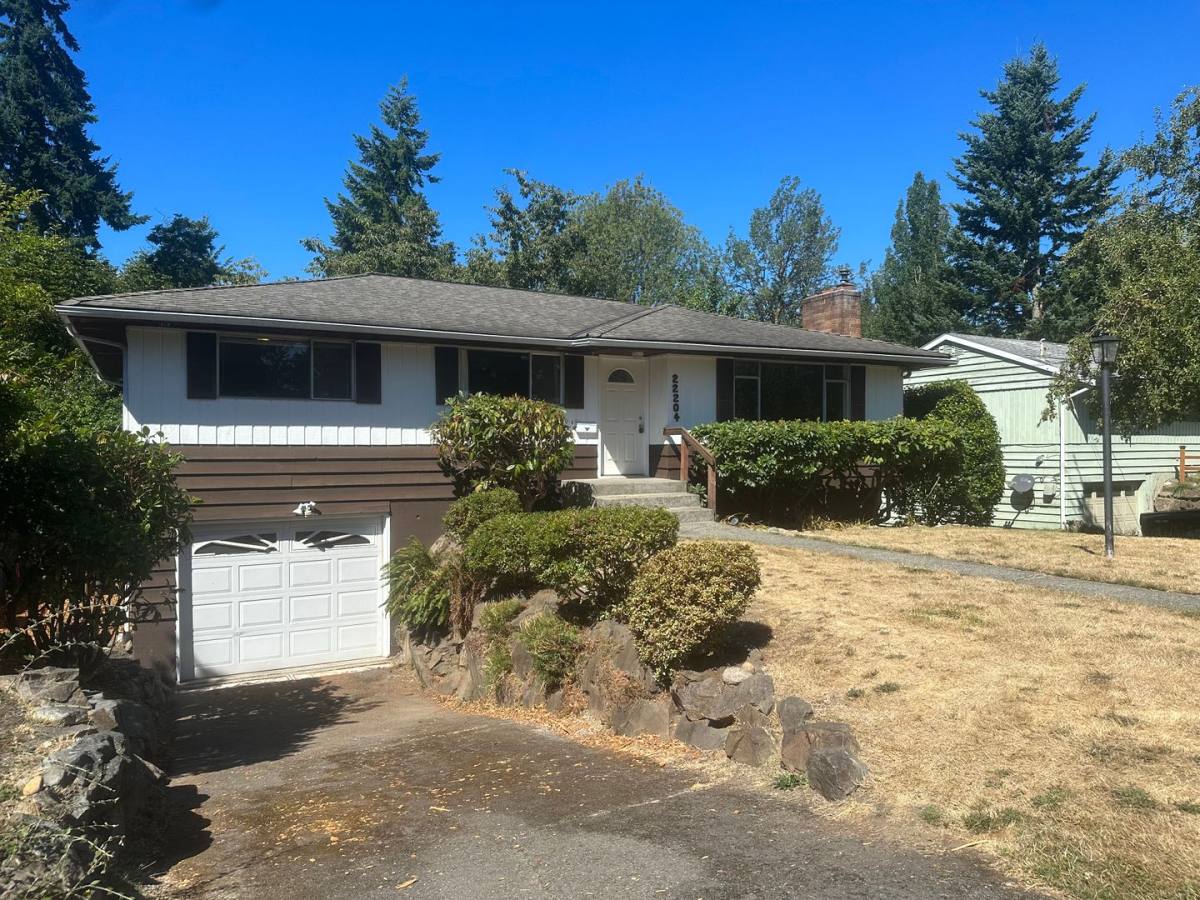 House for rent at 22204 53rd Ave W, Mountlake Terrace, WA 98043