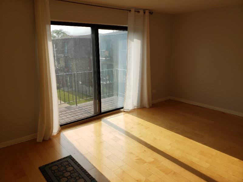 Condo for rent at 9717 Bianco Terrace E, Des Plaines, IL 60016