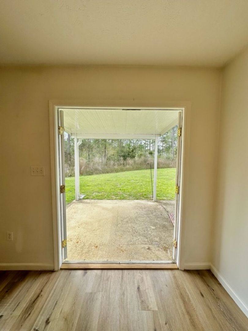Townhouse for rent at 209 Swaying Pine Court, Crestview, FL 32539