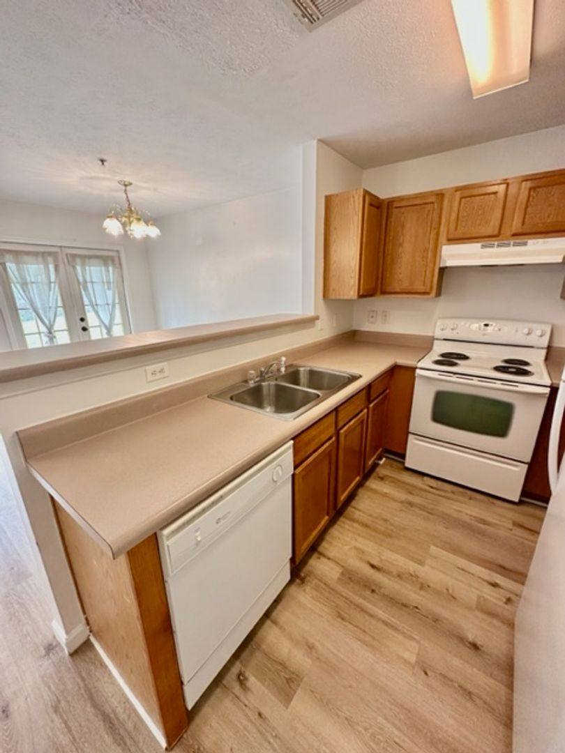 Townhouse for rent at 209 Swaying Pine Court, Crestview, FL 32539