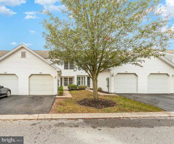 Townhouse for rent at 621 Mallard Dr, Etters, PA 17319