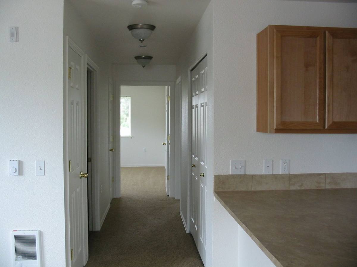 Apartment for rent at 481 E Ellendale Ave, Dallas, OR 97338