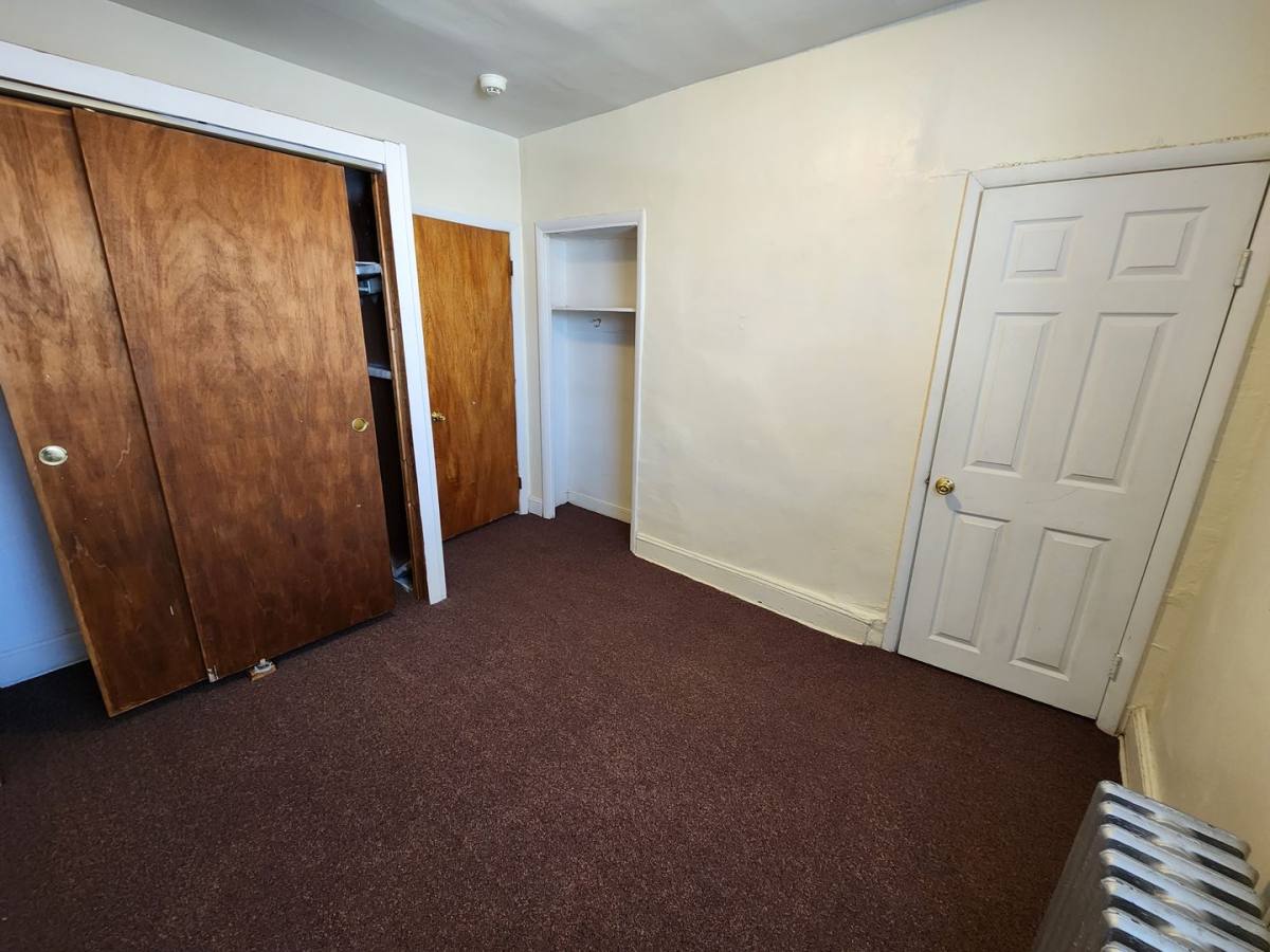Apartment for rent at 1527 S 4th St, Philadelphia, PA 19147