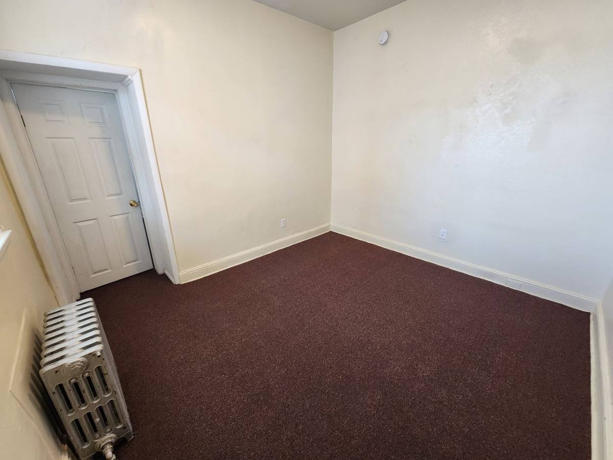 Apartment for rent at 1527 S 4th St, Philadelphia, PA 19147