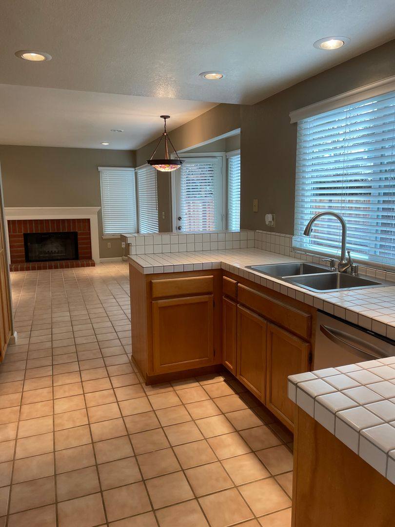 House for rent at 120 Billington Lane, Windsor, CA 95492