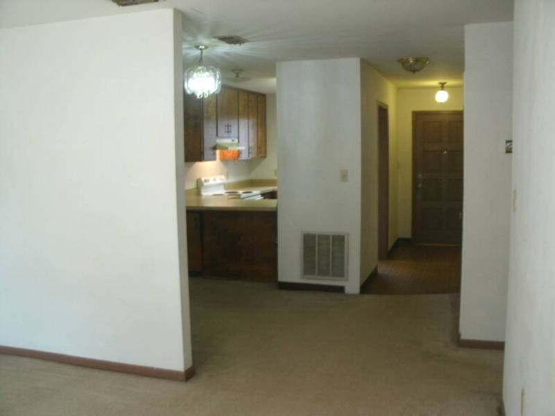 Apartment for rent at 1901 Darryl Dr, Tallahassee, FL 32301
