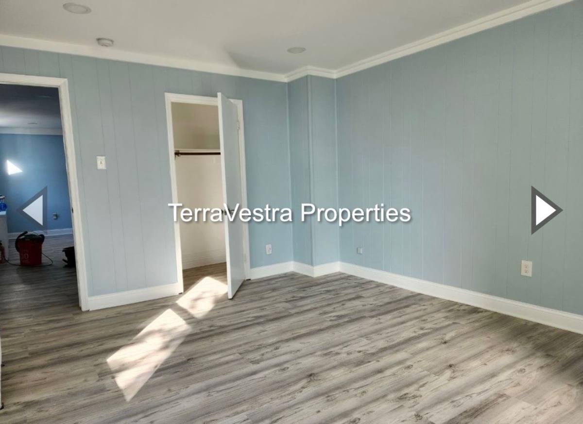Apartment for rent at 5-7-9 W Mantua Ave, Wenonah, NJ 08090
