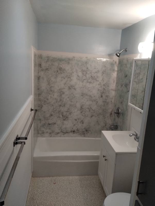 Apartment for rent at 320 4th St SE #1, Braham, MN 55006