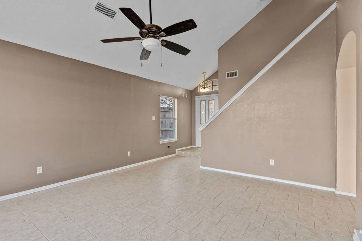 House for rent at 2313 Garrett Dr, Killeen, TX 76543
