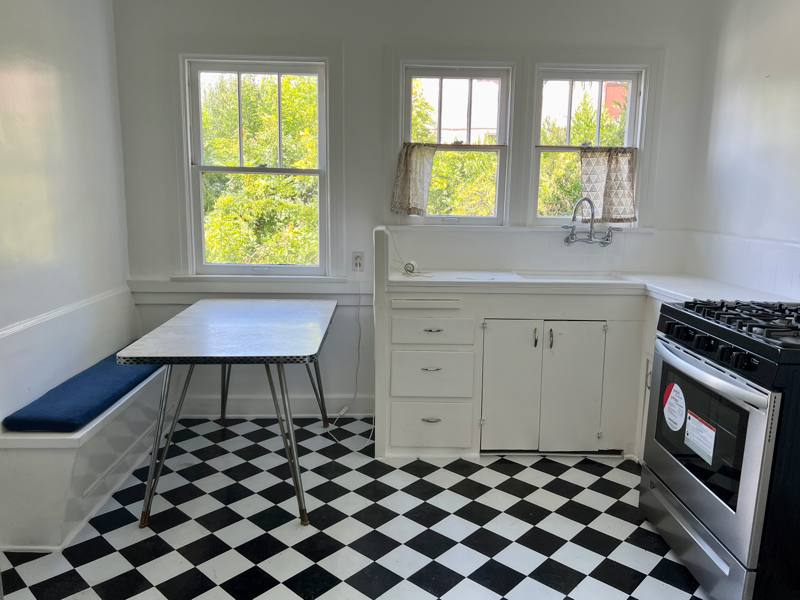 Apartment for rent at 1084 1 2 W Kensington Rd, Los Angeles, CA 90026
