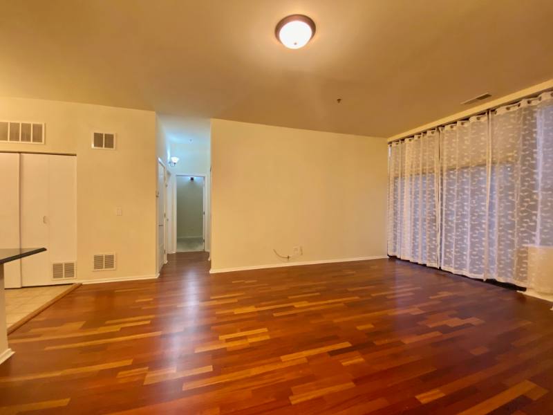 Condo for rent at 130 S Canal St #804, Chicago, IL 60606