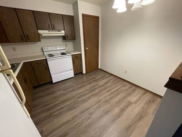 Apartment for rent at 835 Illinois Ave #103, Oostburg, WI 53070