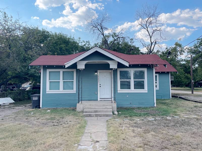 House for rent at 1425 Quintana Rd #1, San Antonio, TX 78211
