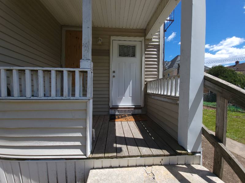 Apartment for rent at 30 Beacon Ave, Holyoke, MA 01040
