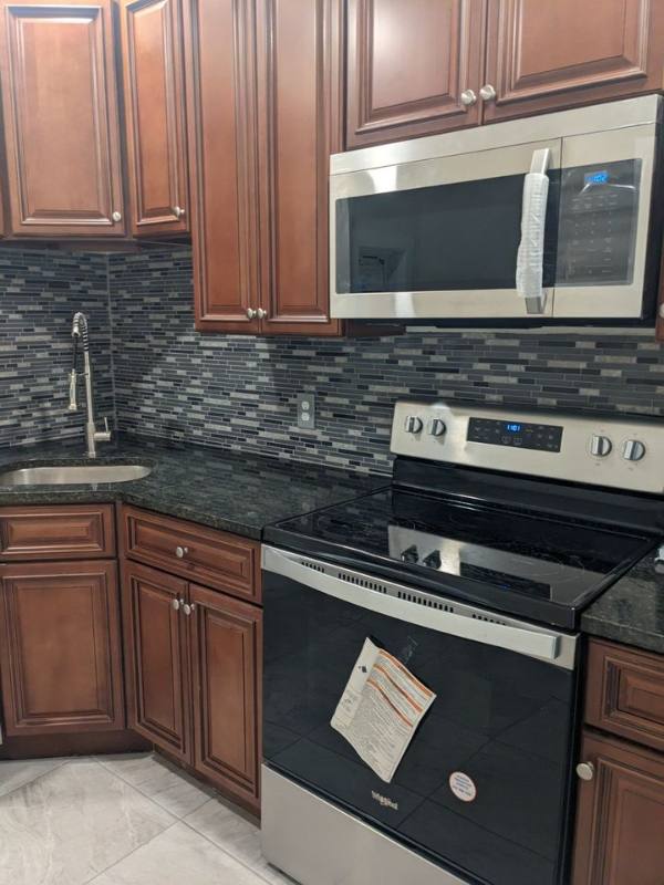 Apartment for rent at 518 N State St #5, Clairton, PA 15025