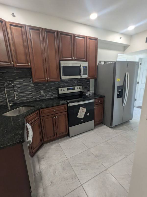 Apartment for rent at 518 N State St #5, Clairton, PA 15025