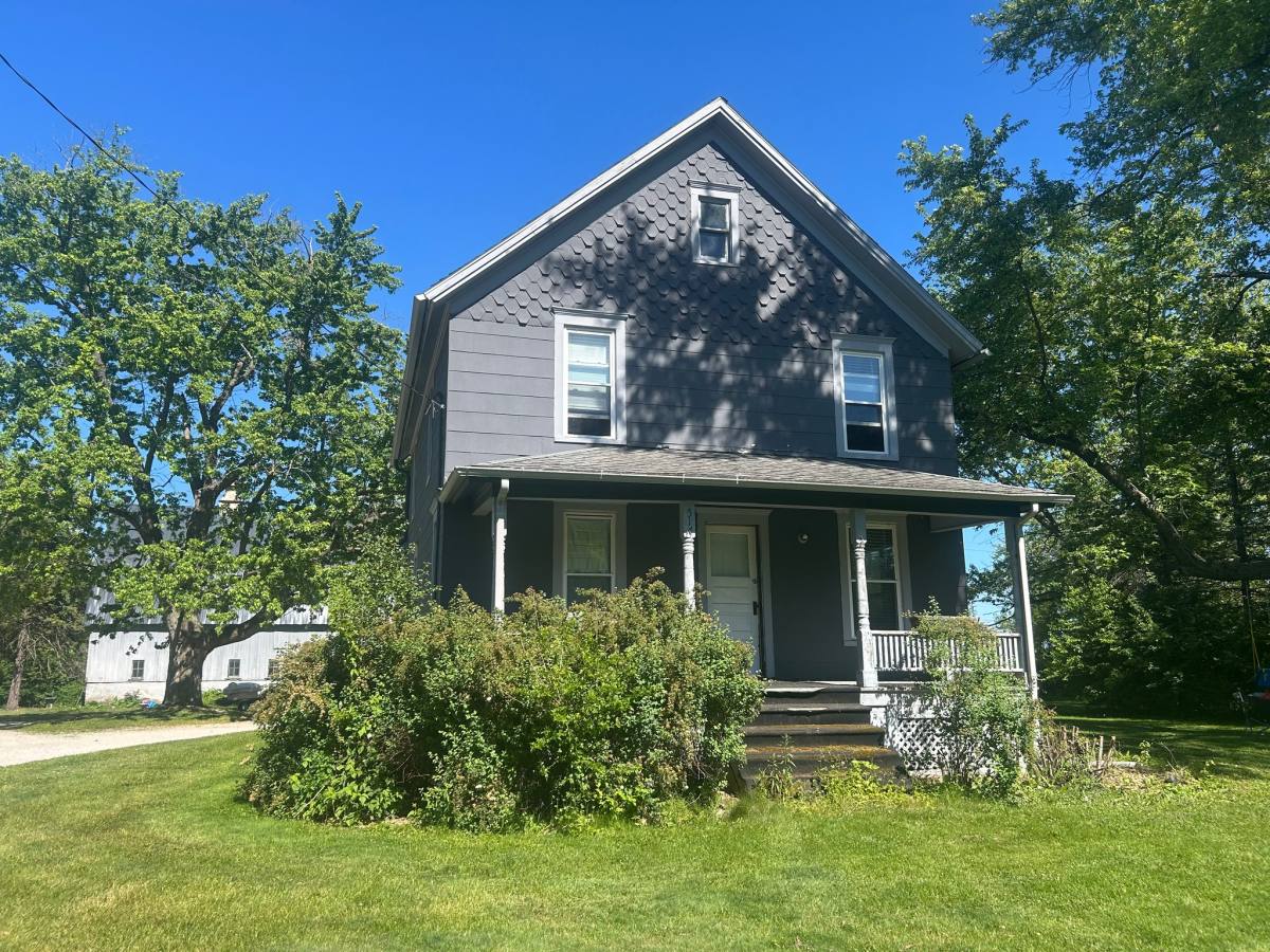 Apartment for rent at 517 S Stuart Rd, Racine, WI 53406
