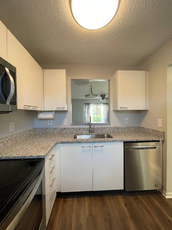 Condo for rent at 1697 Ridgebury Dr, Hilliard, OH 43026
