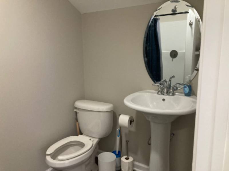 Apartment for rent at 418 Goebel Ave #2B Blue, Savannah, GA 31404