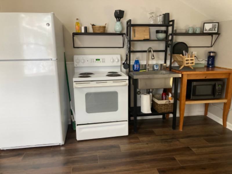Apartment for rent at 418 Goebel Ave #2B Blue, Savannah, GA 31404