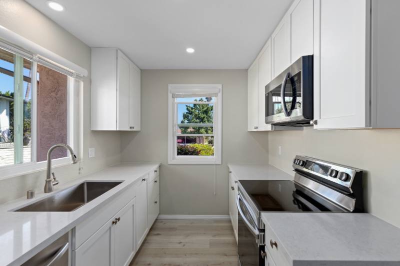 Townhouse for rent at 1001 La Pluma Court, San Marcos, CA 92078
