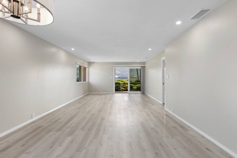Townhouse for rent at 1001 La Pluma Court, San Marcos, CA 92078