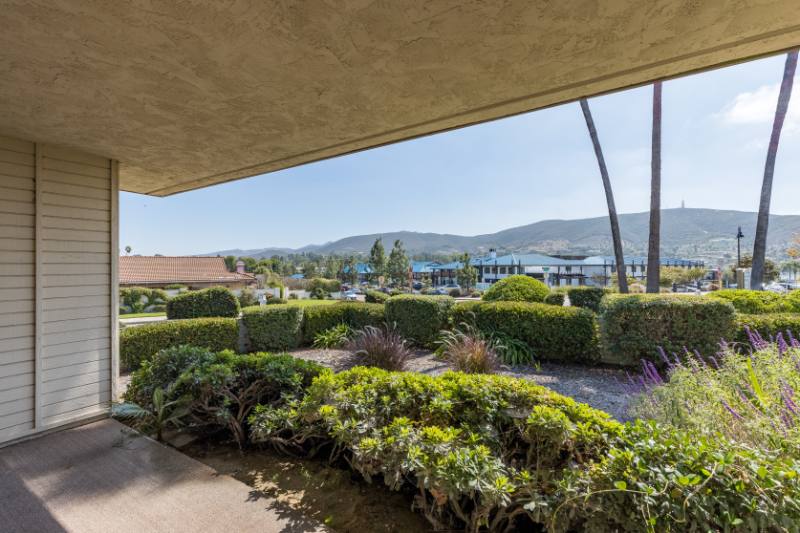 Townhouse for rent at 1001 La Pluma Court, San Marcos, CA 92078