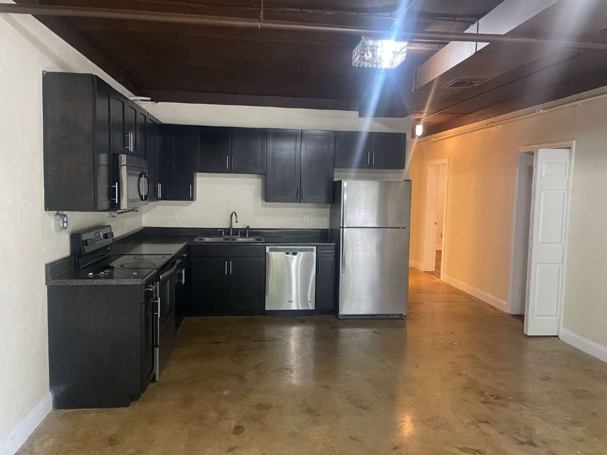 Apartment for rent at 310 Blount St, Tallahassee, FL 32301