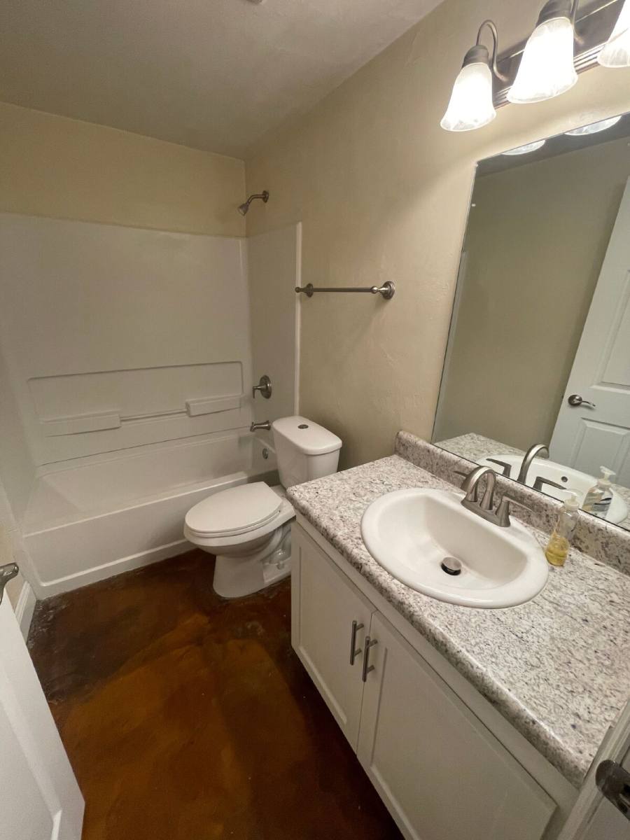Apartment for rent at 310 Blount St, Tallahassee, FL 32301