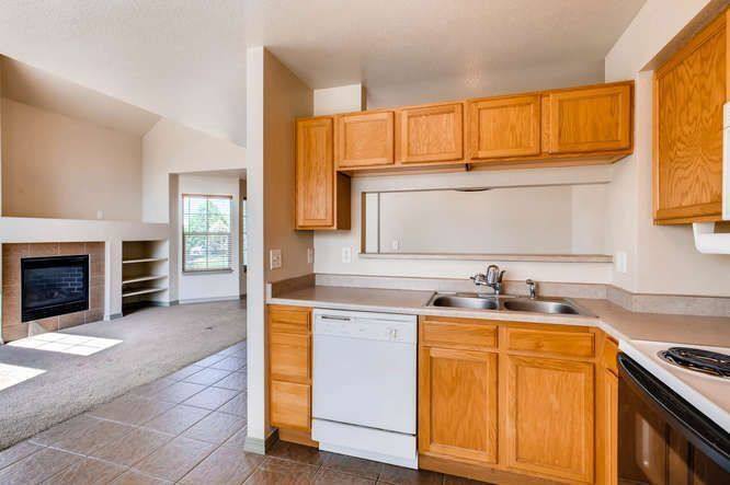 Townhouse for rent at 805 Summer Hawk Dr #F-33, Longmont, CO 80504