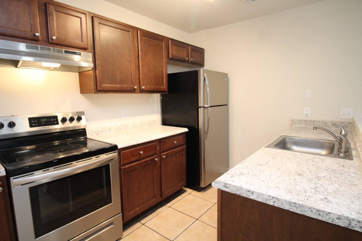 Townhouse for rent at 6948 Spanish Trail, Pensacola, FL 32504