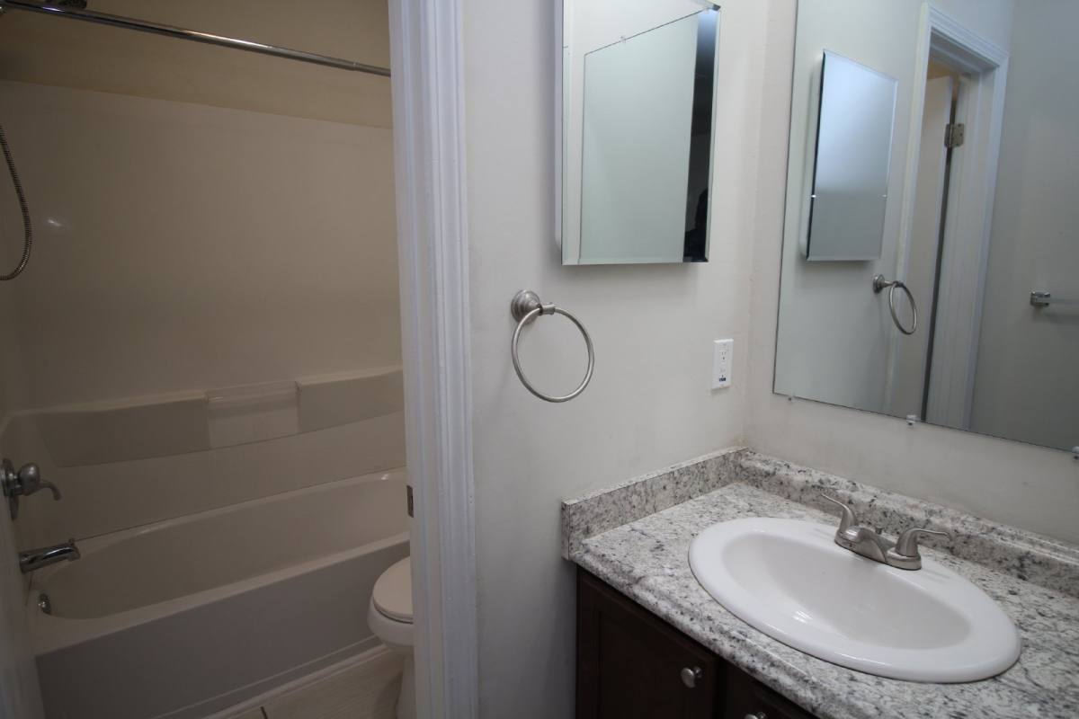 Townhouse for rent at 6948 Spanish Trail, Pensacola, FL 32504