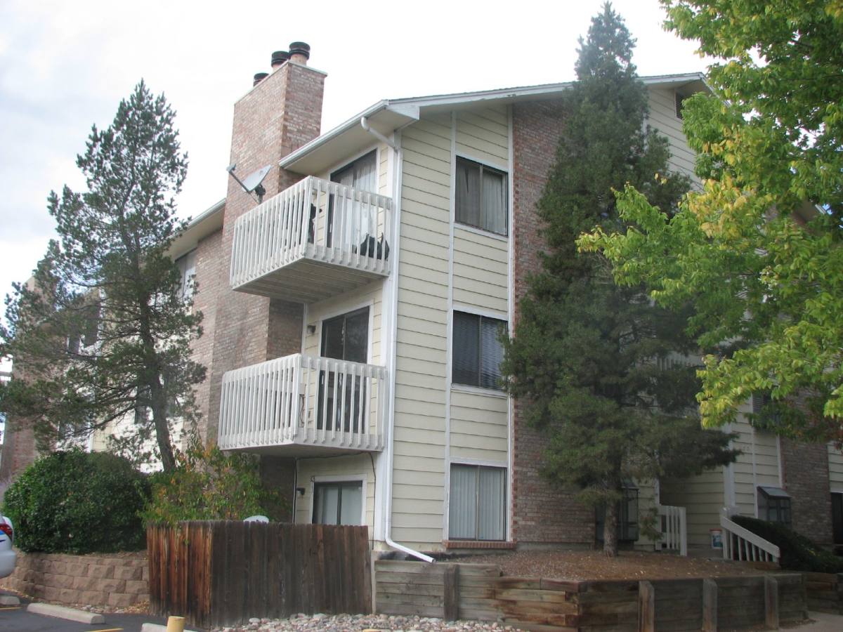 Condo for rent at 12526 E Cornell Ave #204, Aurora, CO 80014