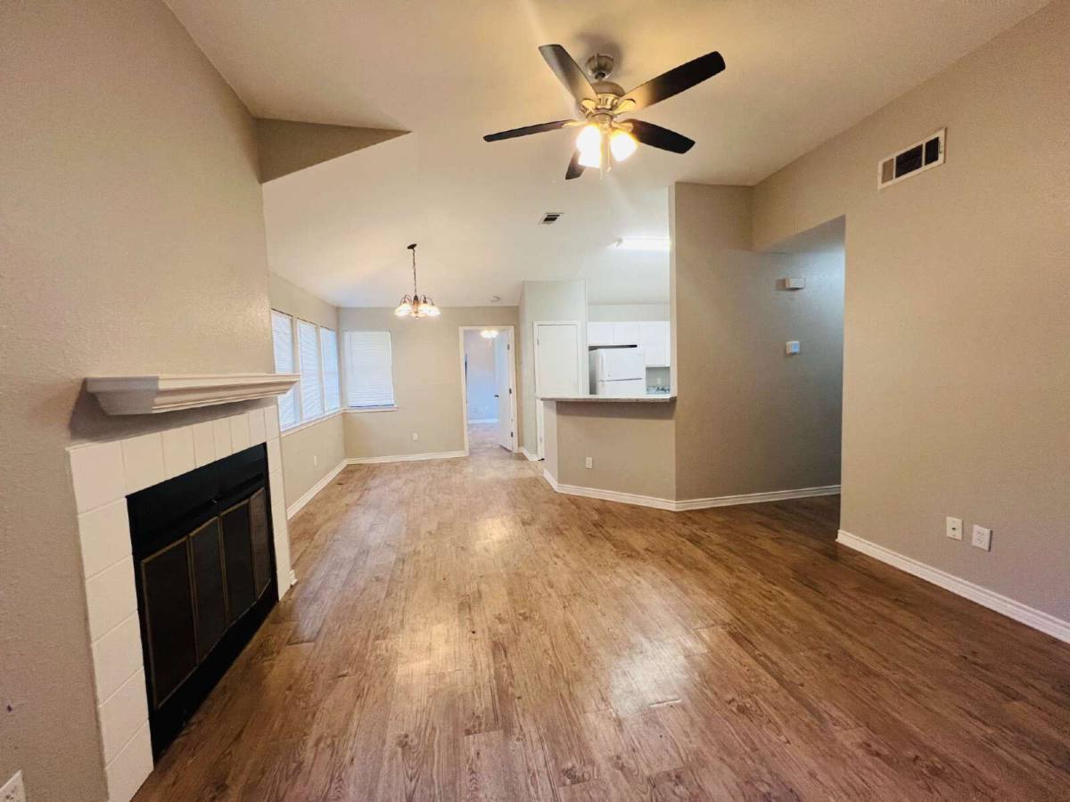 Townhouse for rent at 1009 Hyridge St, Round Rock, TX 78664
