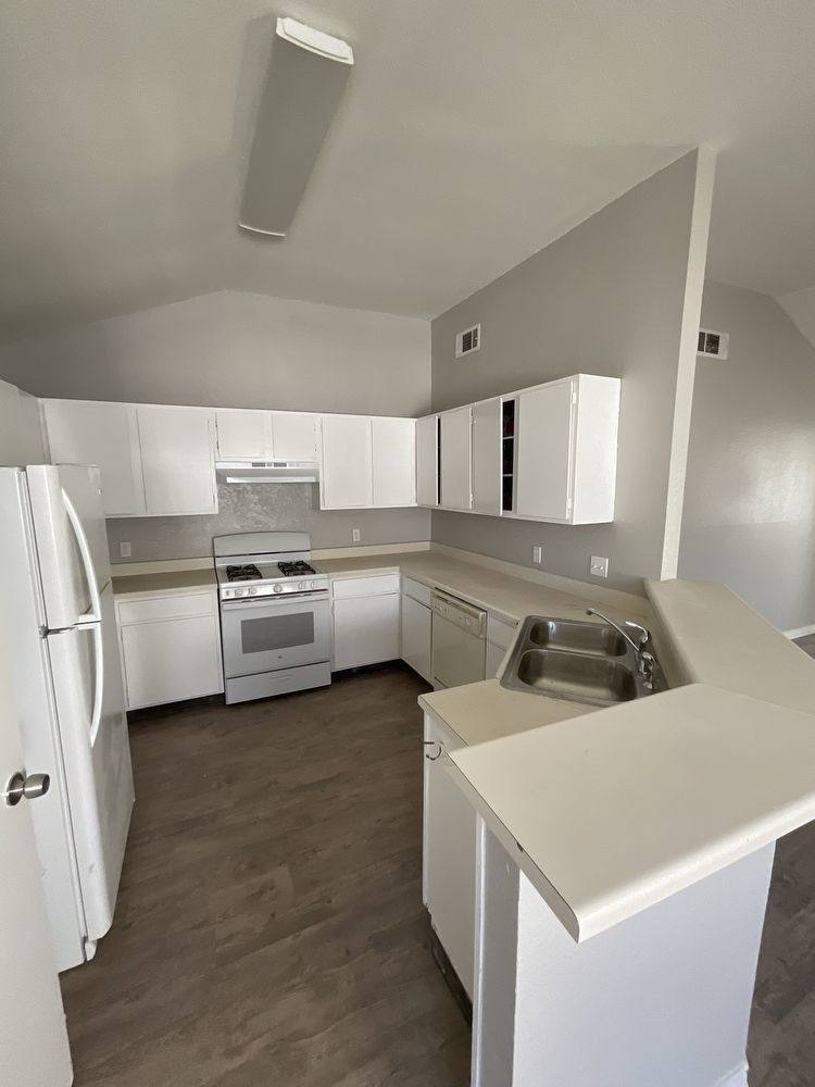 Townhouse for rent at 1009 Hyridge St, Round Rock, TX 78664
