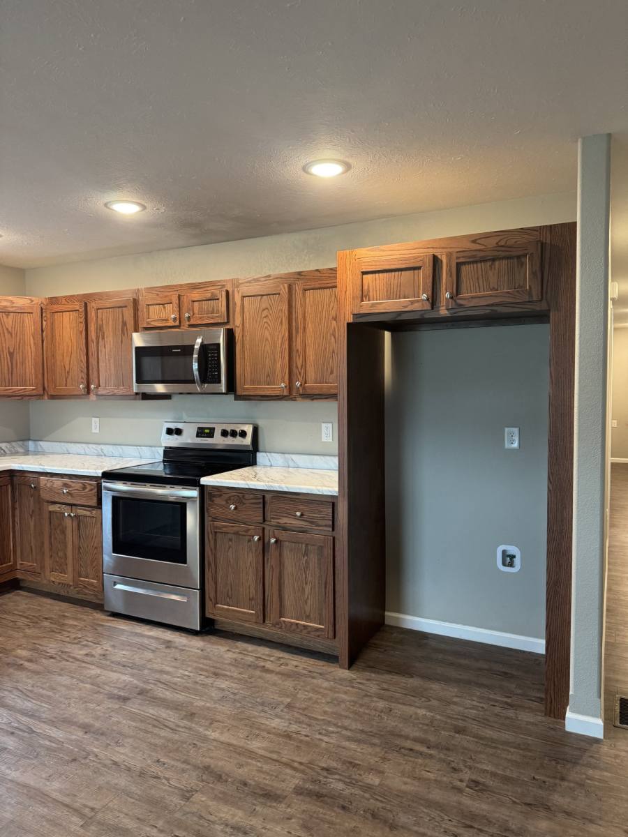 Apartment for rent at 919 921 W Stewart St #921, Bolivar, MO 65613