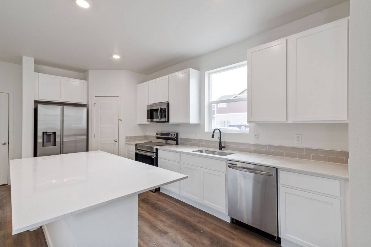 Townhouse for rent at 298 Cardinal St, Johnstown, CO 80534