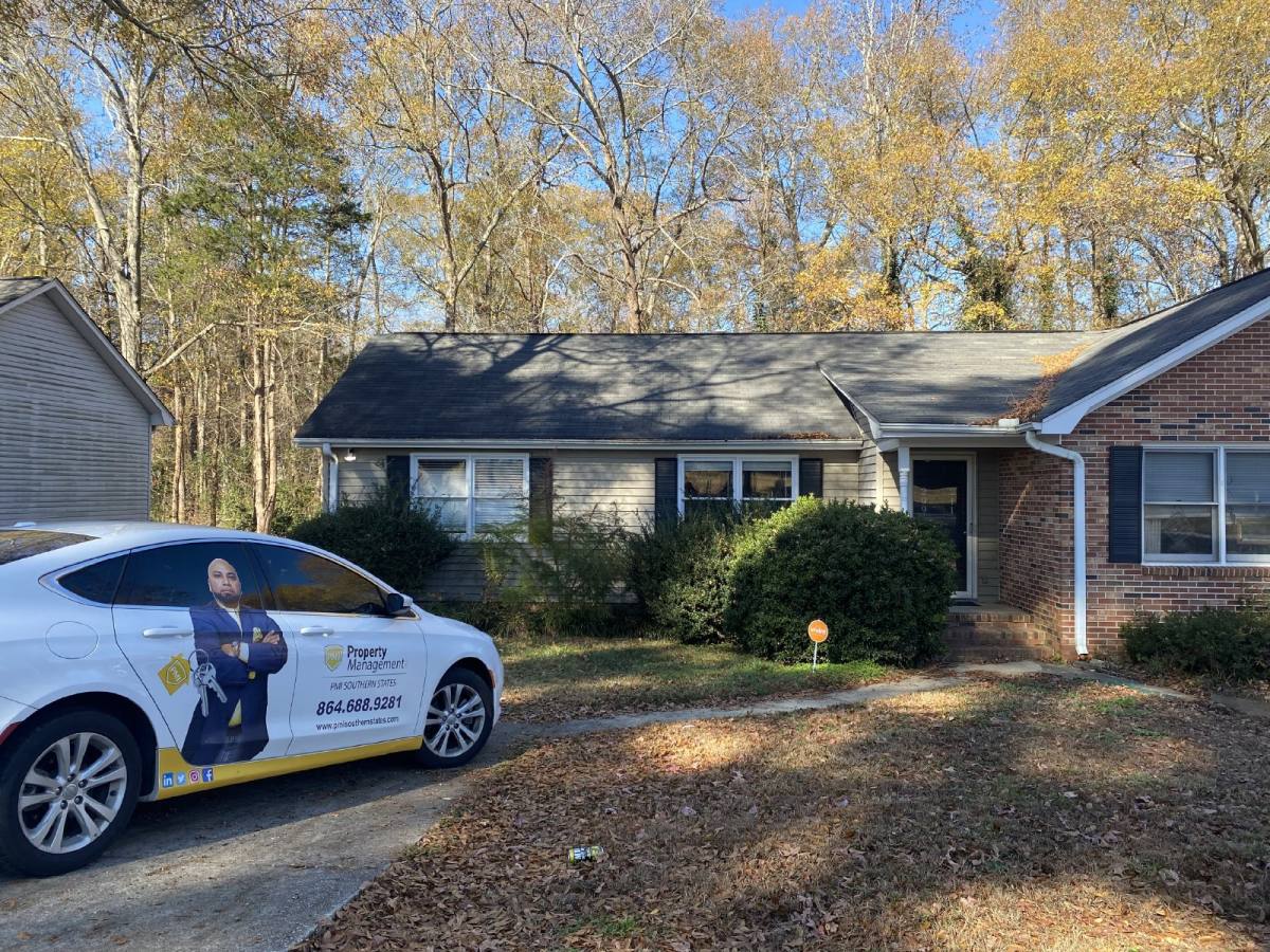 Townhouse for rent at 209 Jonesville Rd, Simpsonville, SC 29681