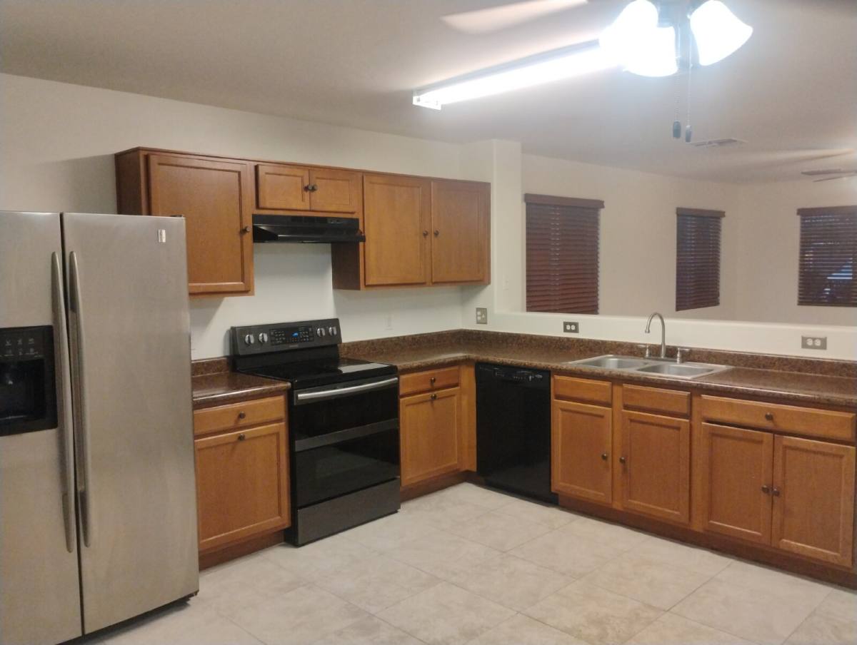 House for rent at 5082 E Kittentails Dr, Tucson, AZ 85756