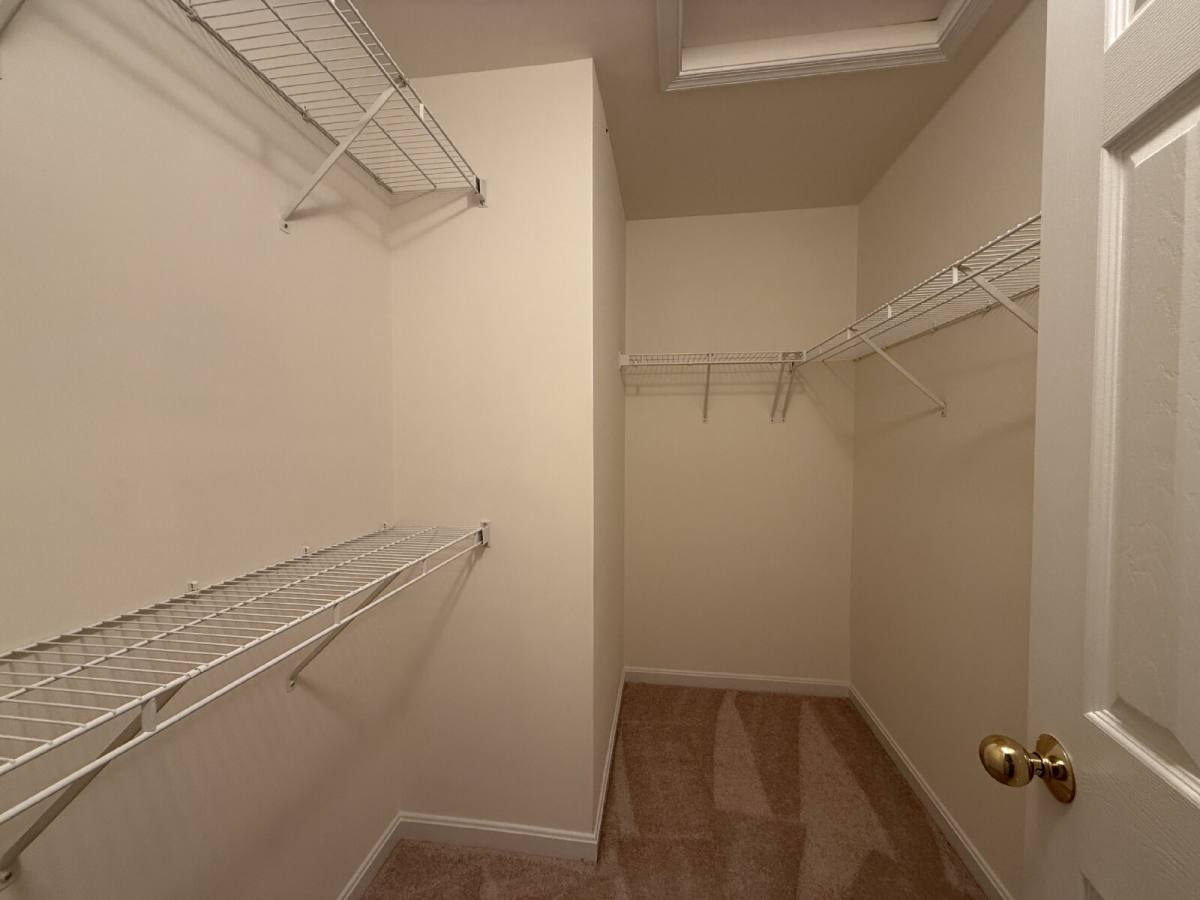 Townhouse for rent at 7602 Audubon Meadow Way, Alexandria, VA 22306