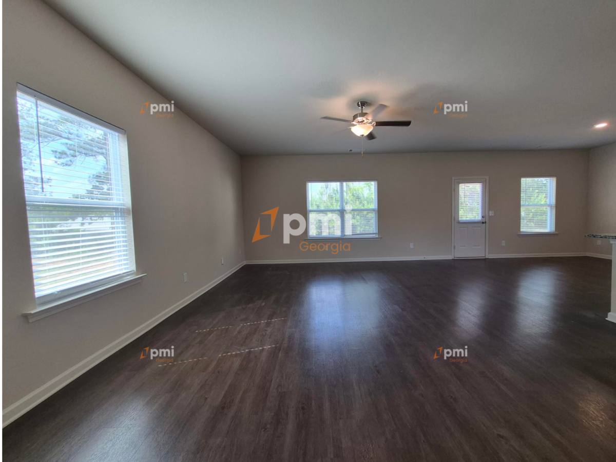 House for rent at 122 Innis Brook Circle, Cartersville, GA 30120