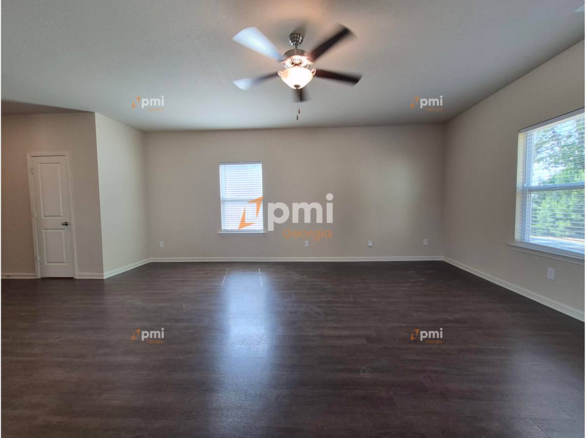House for rent at 122 Innis Brook Circle, Cartersville, GA 30120