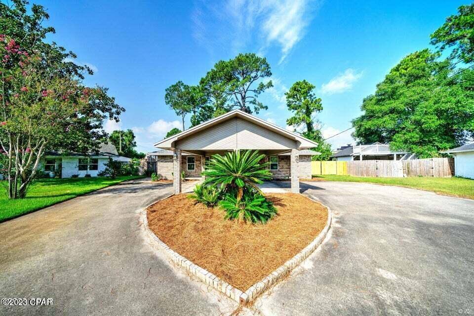 House for rent at 350 Greenwood Circle, Panama City Beach, FL 32407
