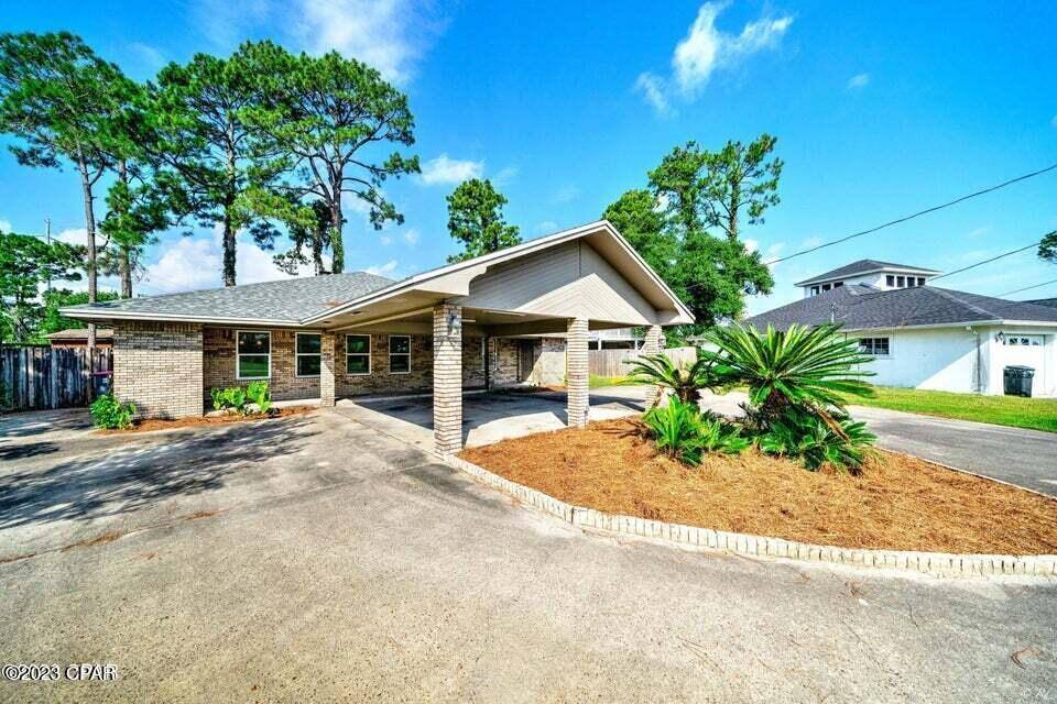 House for rent at 350 Greenwood Circle, Panama City Beach, FL 32407