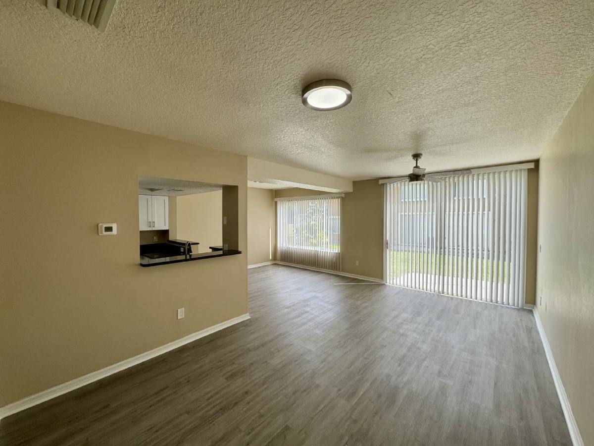 Townhouse for rent at 522 Australian Way #A, Davenport, FL 33897
