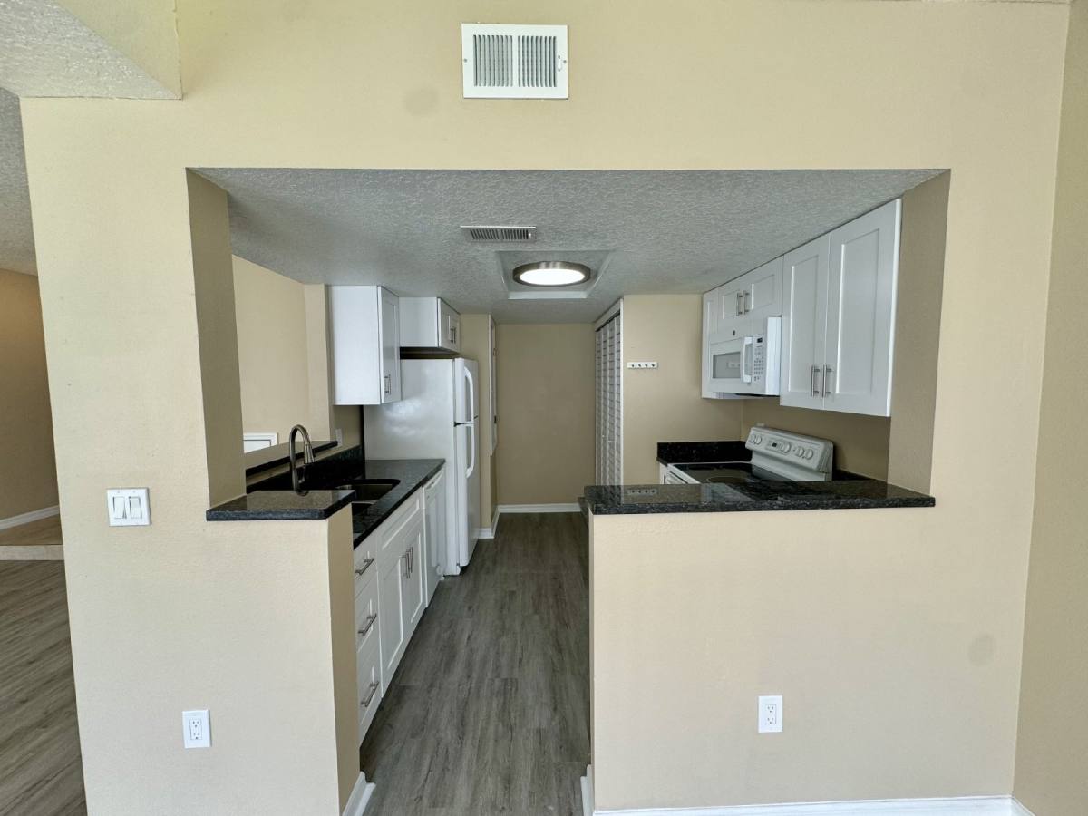 Townhouse for rent at 522 Australian Way #A, Davenport, FL 33897