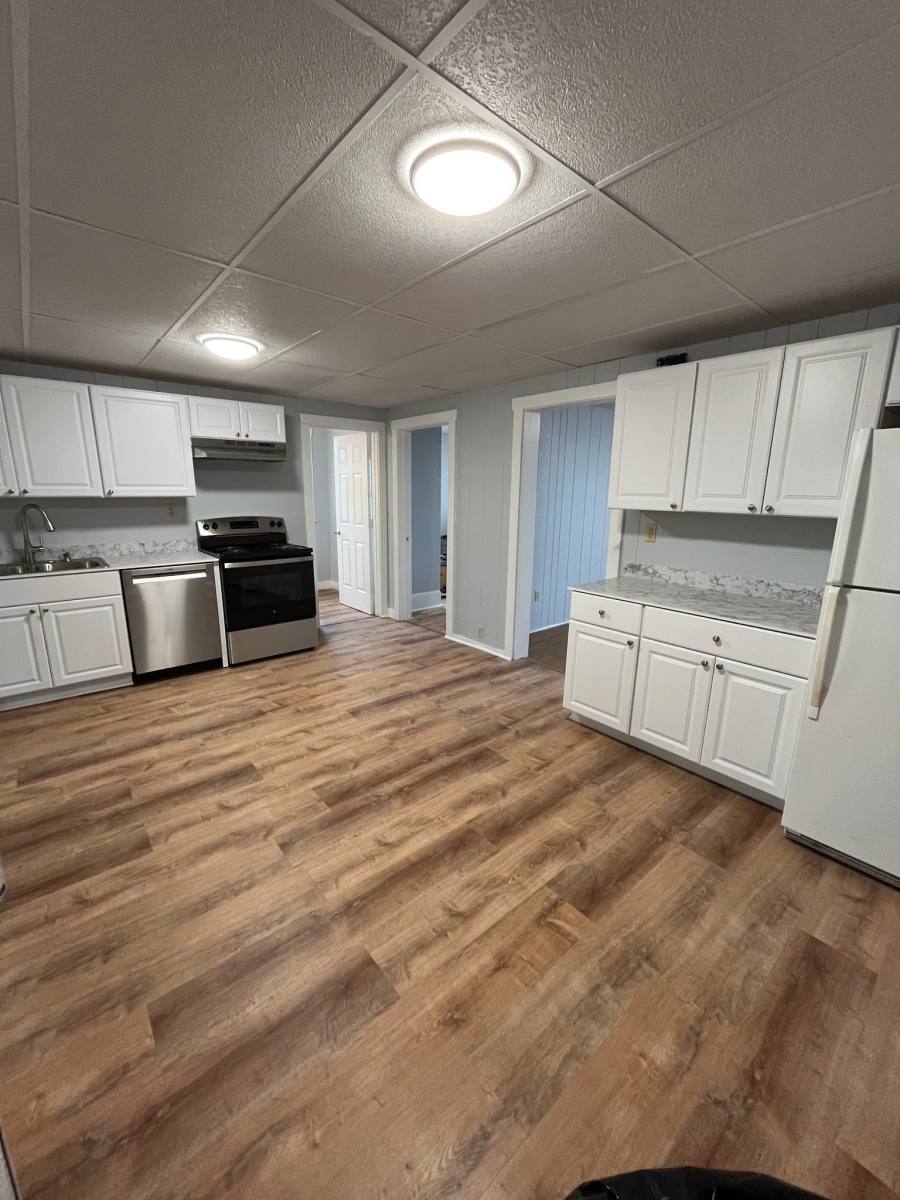Apartment for rent at 19 Glenwood St #1, Gardner, MA 01440