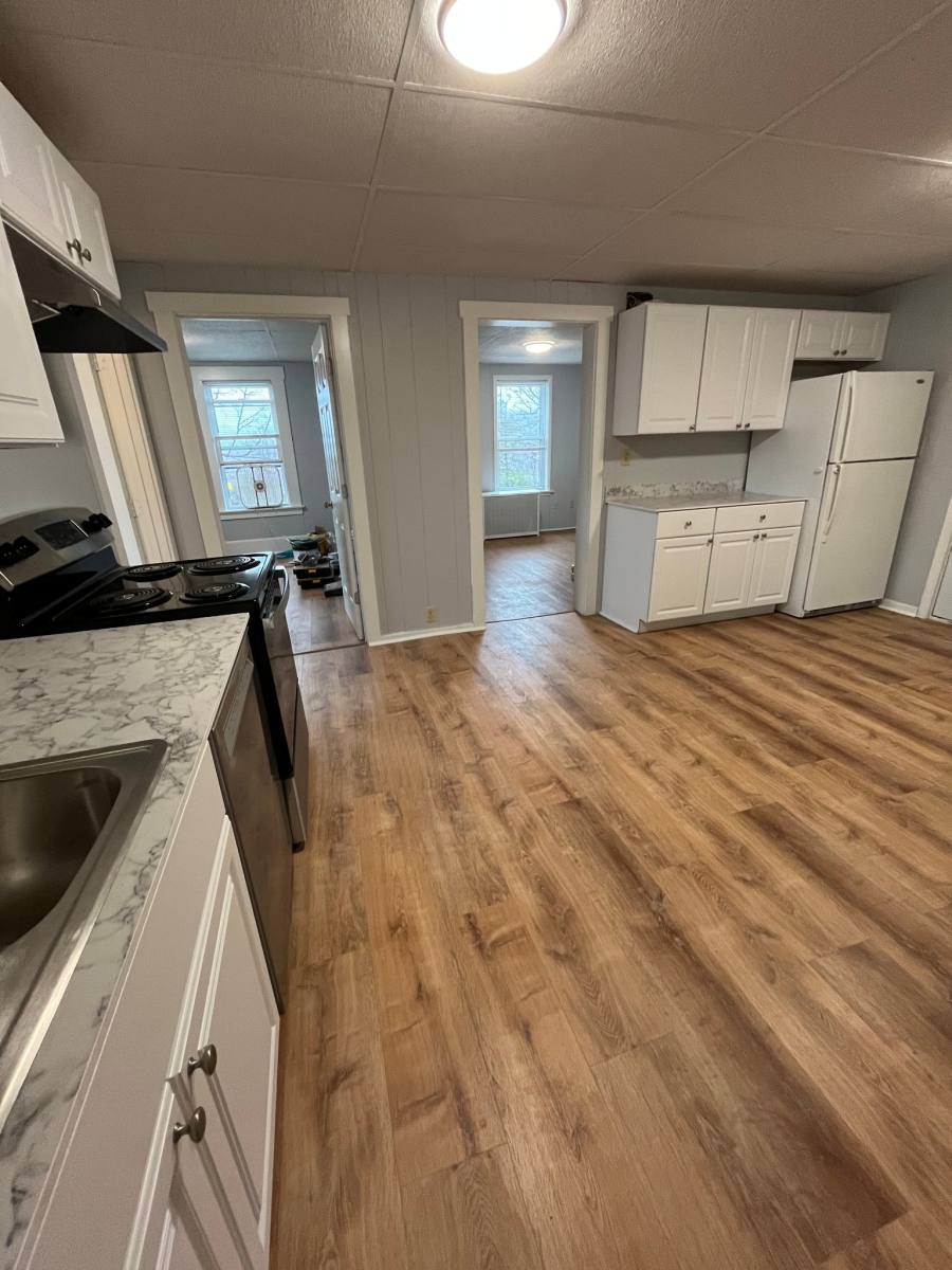 Apartment for rent at 19 Glenwood St #1, Gardner, MA 01440